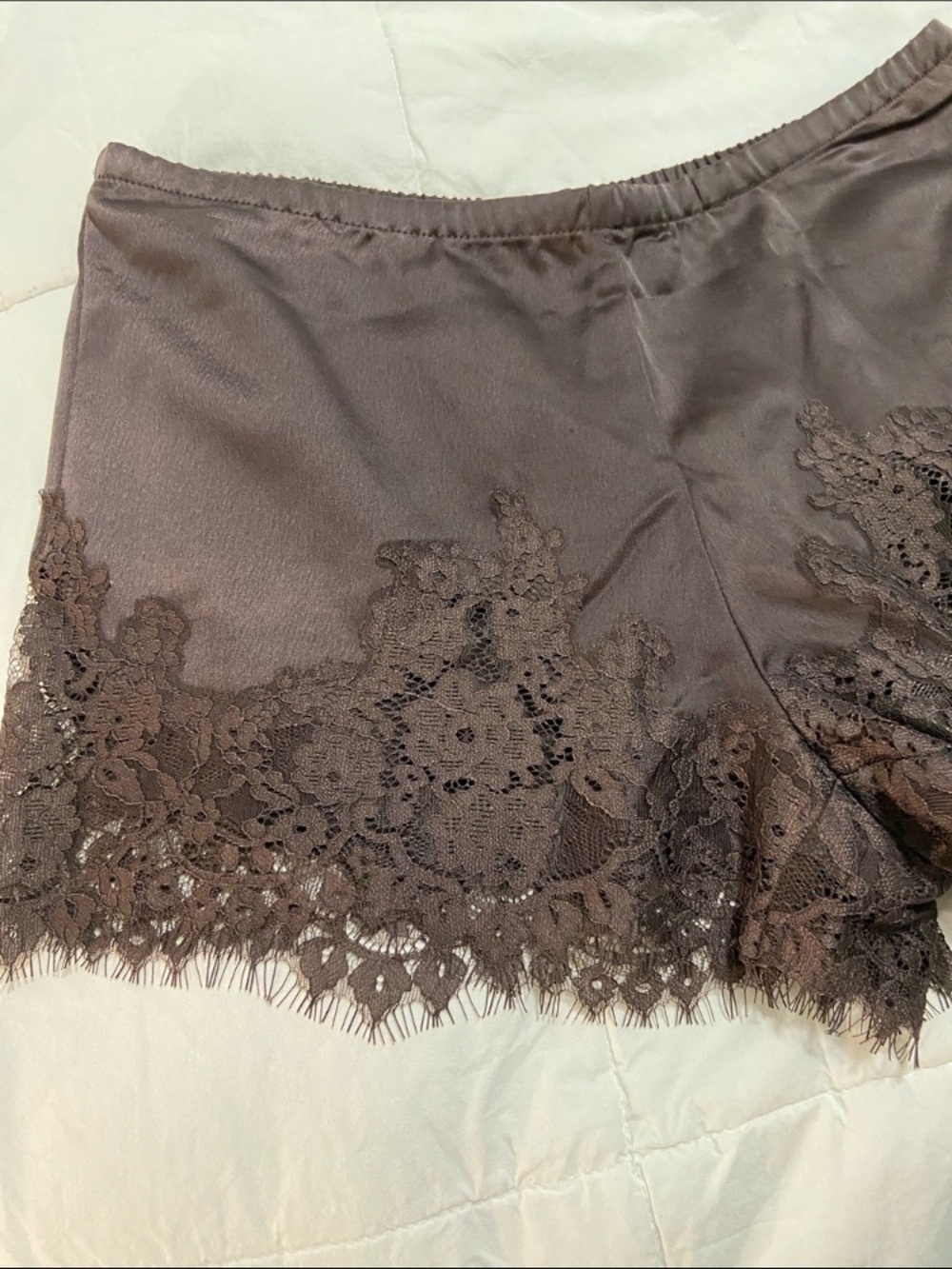 🤎Silky Shorts with Lace🤎 - Picture 15 of 15
